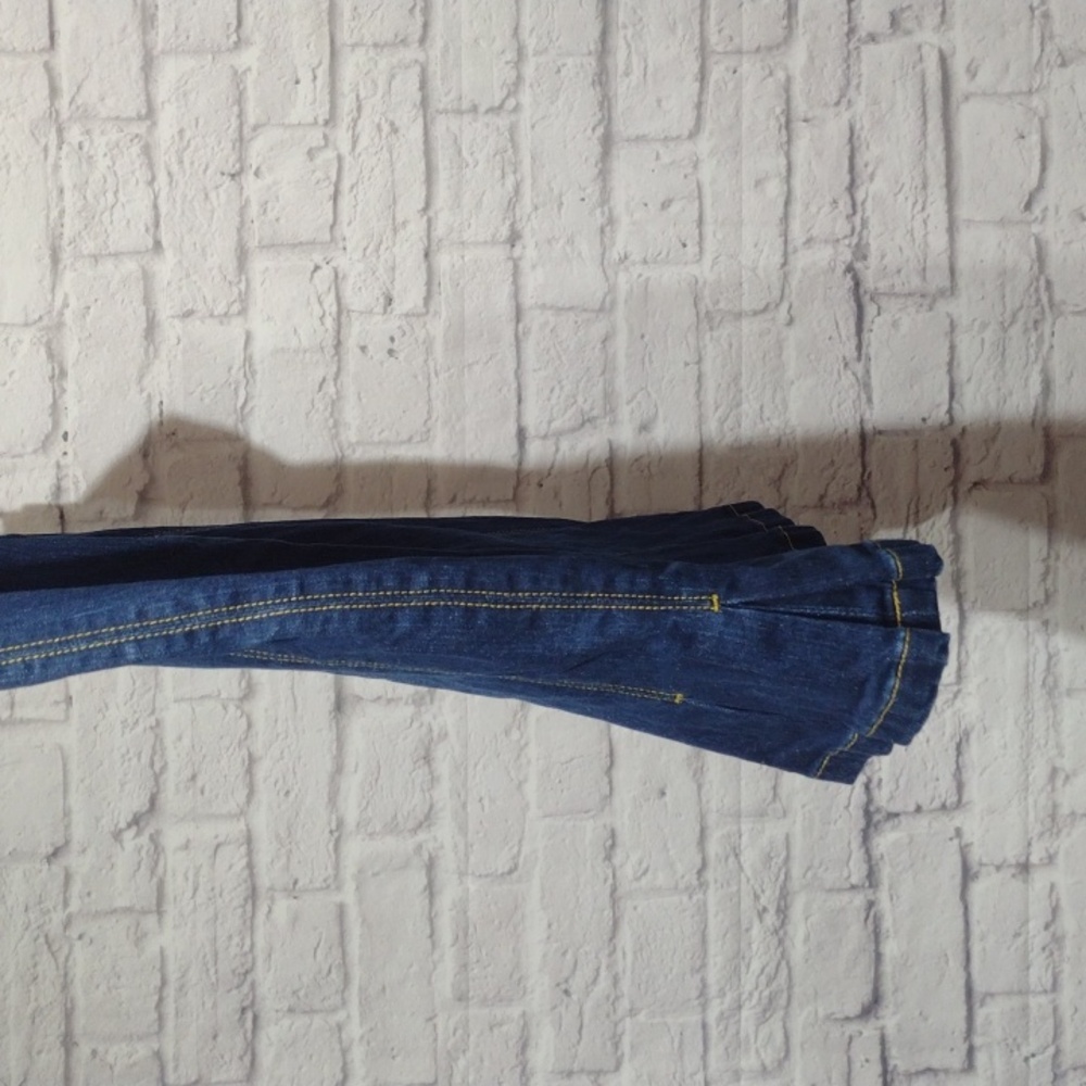 The Limited Dark Denim Skirt - Picture 3 of 7